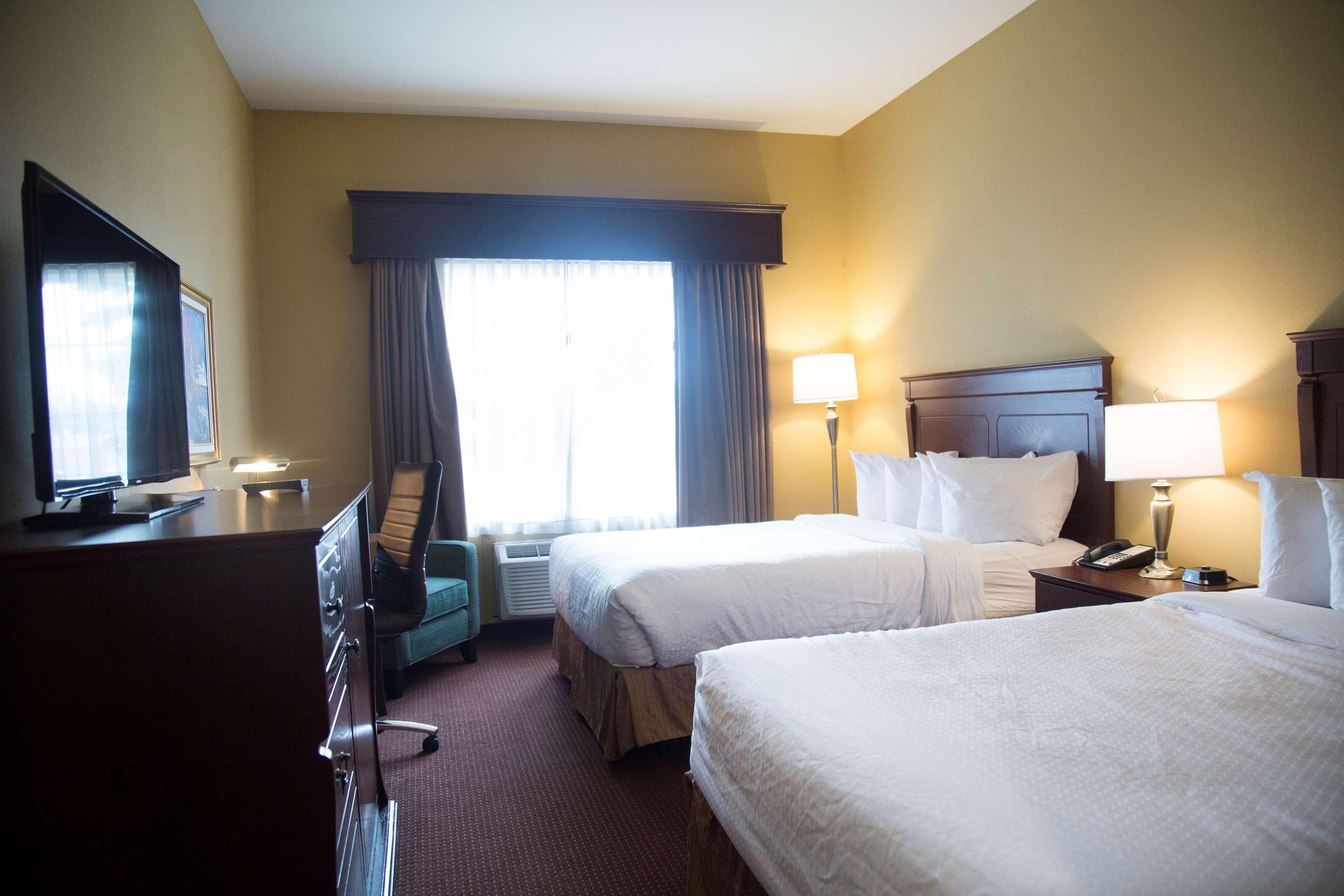 Best Western Plus Fredericton Hotel & Suites Eksteriør billede