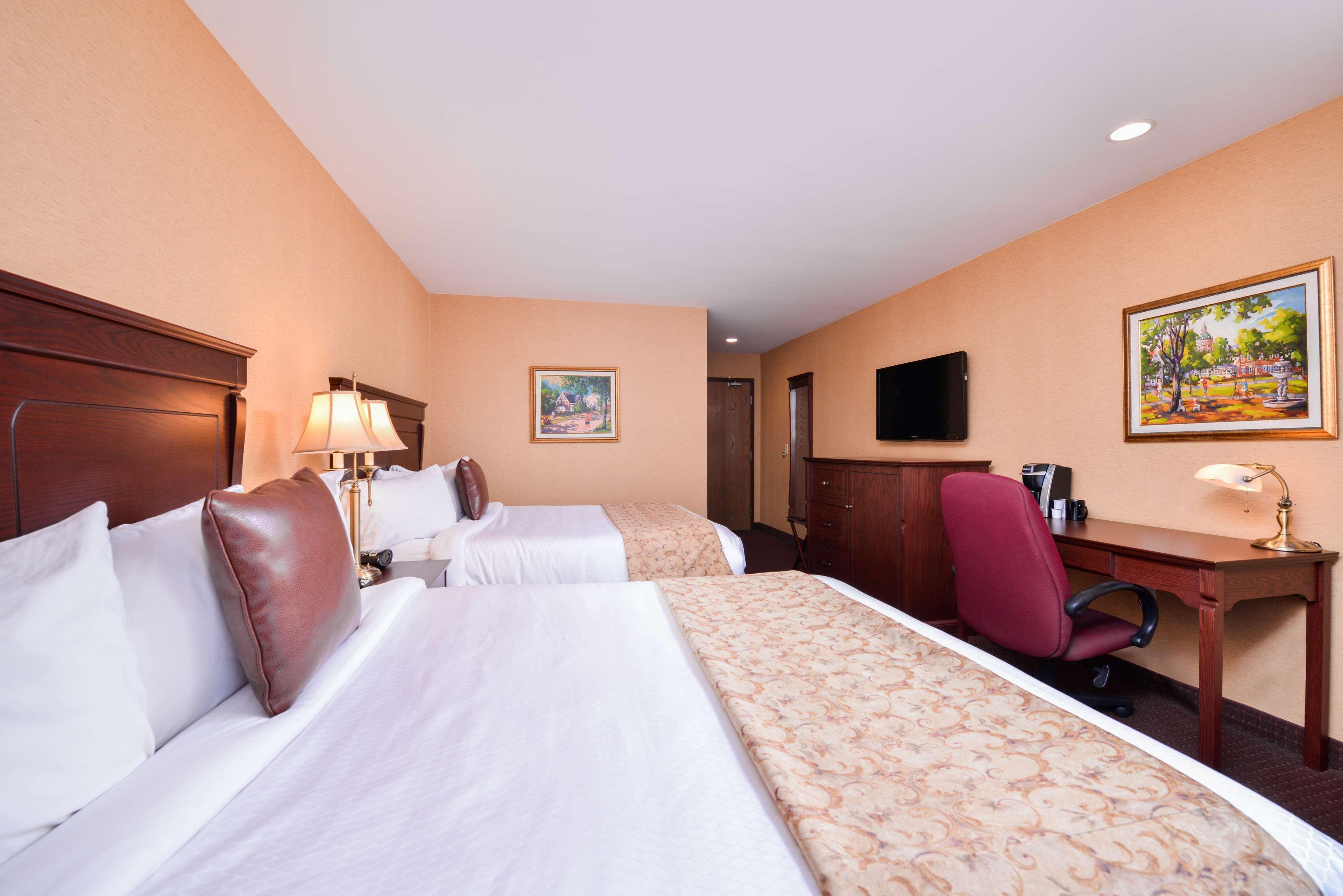 Best Western Plus Fredericton Hotel & Suites Eksteriør billede